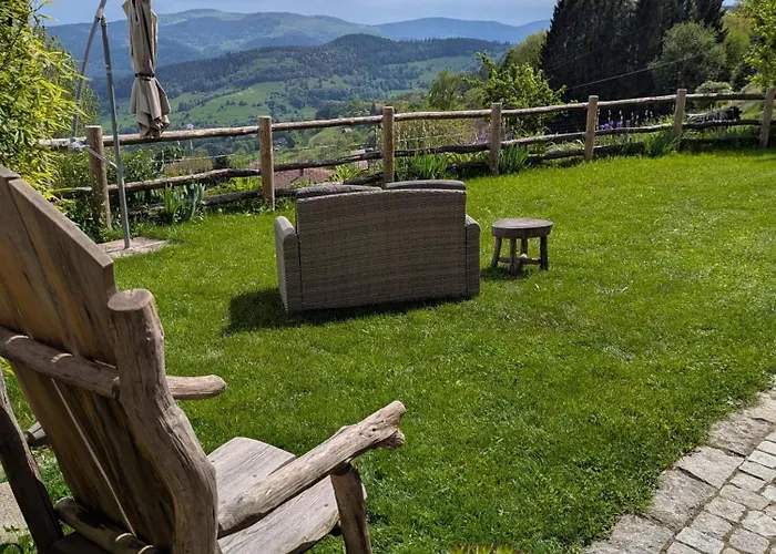 Aux Balcons De La Vallee Casa de Férias *